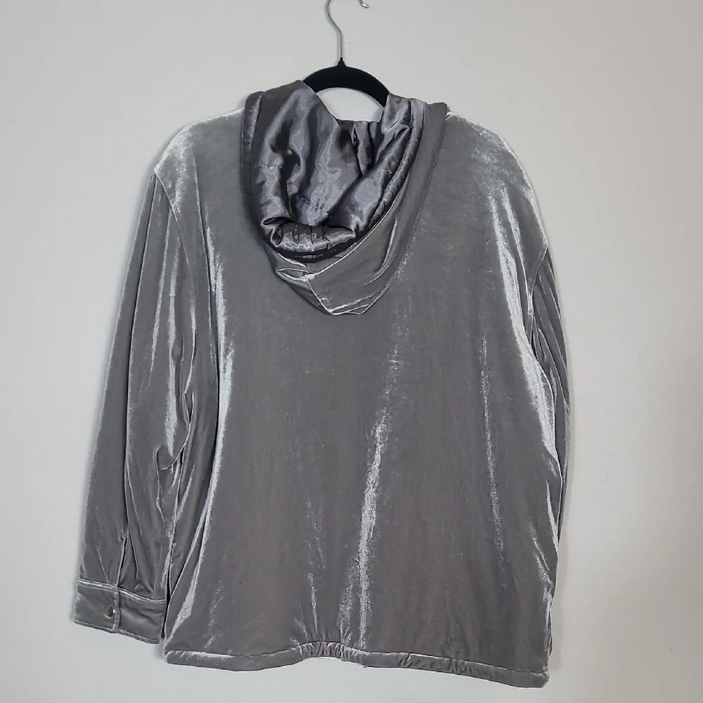 Vintage Liz Claiborne Women Velvet Coat Size L Snap Button Pockets Hood Gray